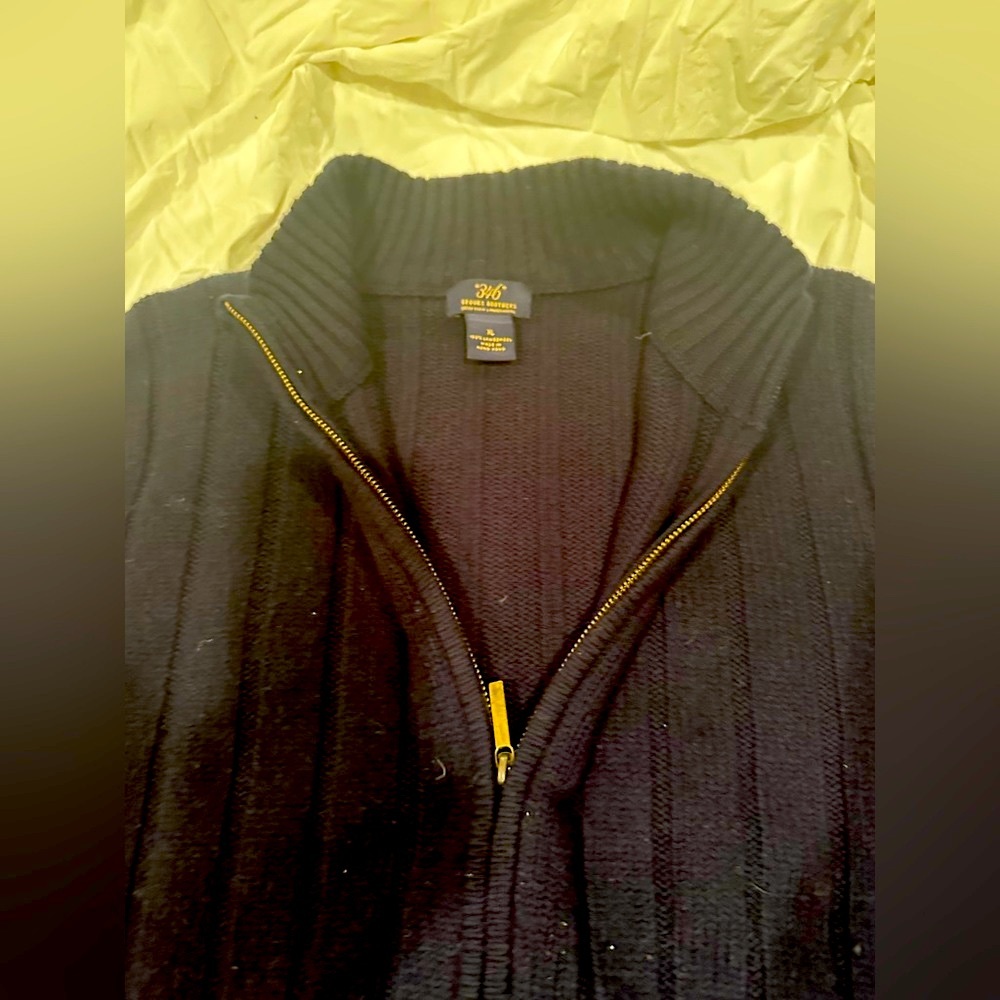 Brooks brothers heritage 100% Scottish lambswool Navy zip men’s sweater XL